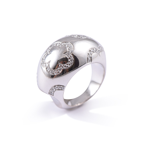 Bague chanel en or blanc et diamants